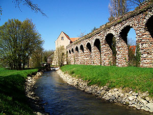 Schwetzingen, Unteres Wasserwerk mit Aquädukt und Leimbach. Foto: kulturer.be